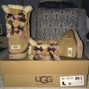 Tan ugh boots with bows